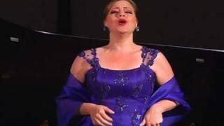 Elizabeth Caballero sings Mozart's Alleluia