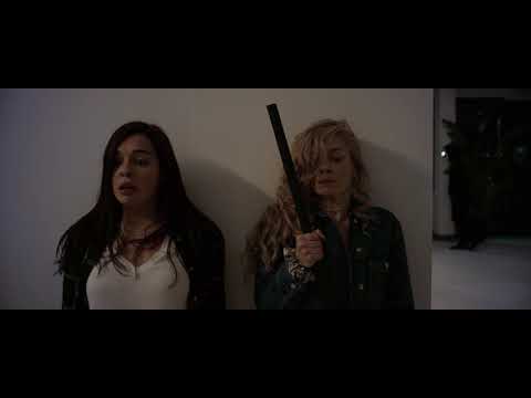 Initiation (Clip 'Chased Down by a Killer')
