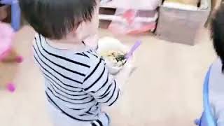 給孩子環境，寶貝真的很獨立、很合作、很能幹 