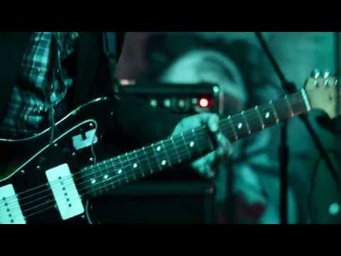 Twin Crystals - Live at Zoo Zhop (Music Waste 2013)