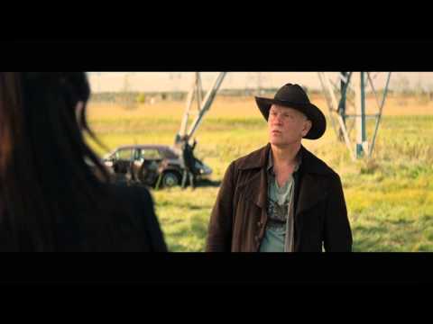 RED 2 - Clip de la película con Bruce Willis, Mary-Louise Parker y John Malkovich