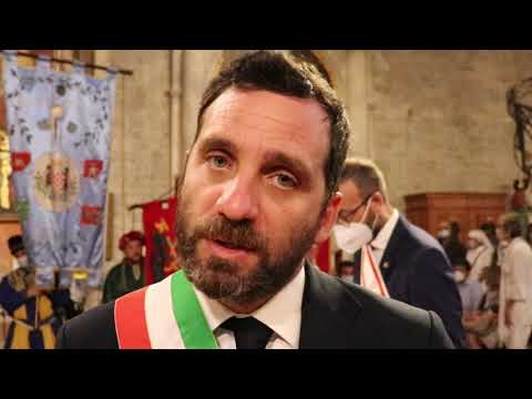 Pistoia. Per le strade del centro la processione dei ceri in onore di San Jacopo