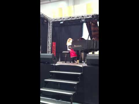 Nina-Sofie Berghammer (9Jahre) 2014 ;Amelie Piano Cover -