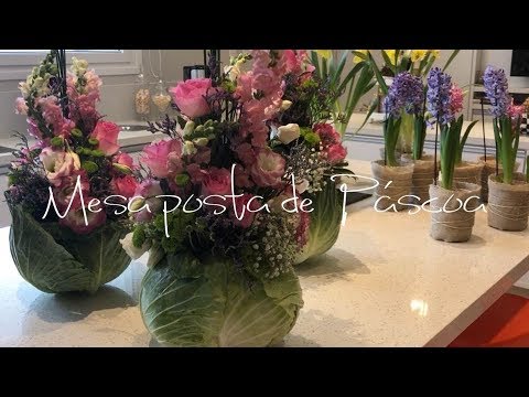 Mesa Posta para Páscoa decorada com repolhos, flores, ovos e coelhos - Easter table decor.