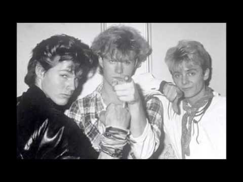 A-ha - Manhattan Skyline - YouTube