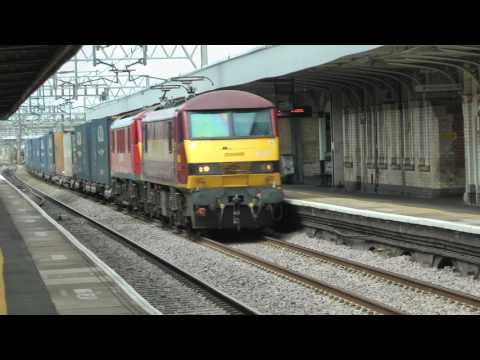 90028+029,sb Mossend Daventry Malcolm containers throu P4,Nuneaton 10,8,16