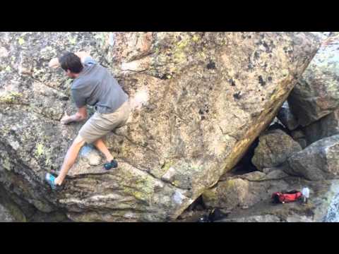 Lincoln Lake Bouldering • Phobos V11 • Honey Badger V11 • Tattooed Teardrops V11 • Alex Biale