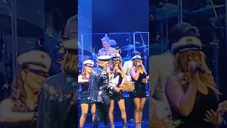 Download lagu Rod Stewart - Sailing #rodstewart #sailing #concert #music #rock #shorts mp3