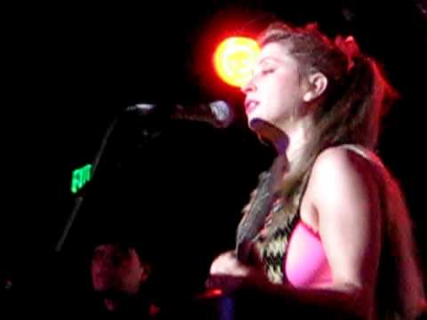 Gram Rabbit perform Dirty Horse at Safari Sam's