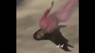Download lagu Nicki Minaj shooting stars meme mp3