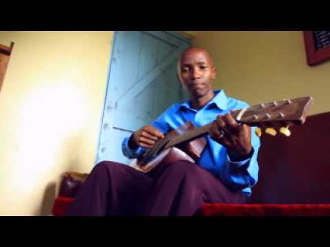 Albert Mwaniki - Gutiri Tawe