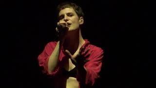 Christine and the Queens - &#39;The Walker&#39; @ Manchester Apollo 27.11.18