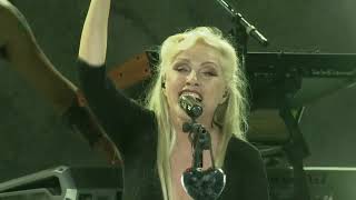 Blondie - You Gotta Fight For Your Right To Party (Beastie Boys Cover) - Live Video