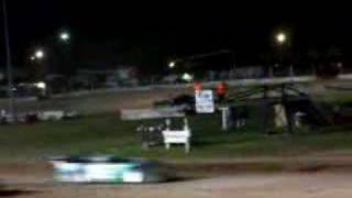 preview picture of video 'Plymouth Dirt Track Racing Late Model feature'