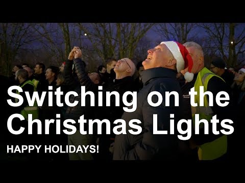 A star is born: Niftylift Christmas lights 2017