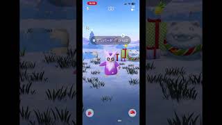 OMG ✨ A Shiny Delibird popped up! ✨🔥🐧🎁#PokemonGO #ShinyPokemon #PokemonGOCommunit