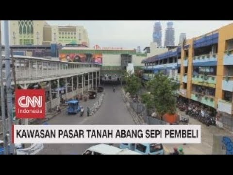 Kawasan Pasar Tanah Abang Sepi Pembeli