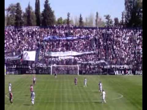 "Independiente Rivadavia ... Trapo Bodeguero "HOY TENGO 90Â´DE VIDA!"" Barra: Los Caudillos del Parque &bull; Club: Independiente Rivadavia