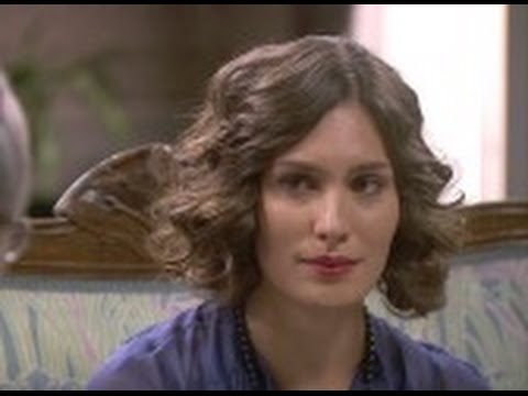 Camila necesita confesarse ante Don Anselmo