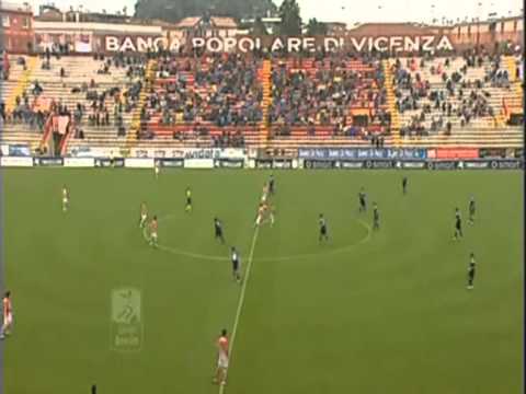 Sintesi: Vicenza-Bari 3-1
