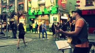 One (U2 cover) - Simon Carrière solo acoustic live in Temple Bar, Dublin - 09 2013