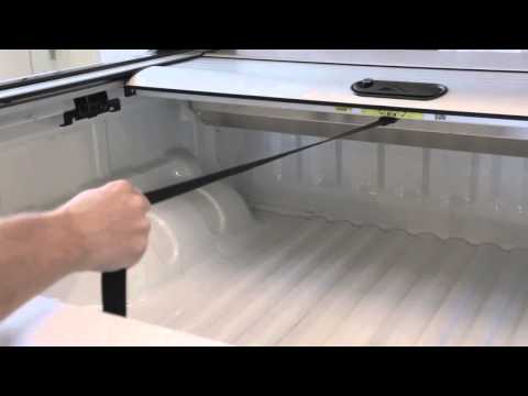 How to use the Rear Load Cover of the Ford Ranger