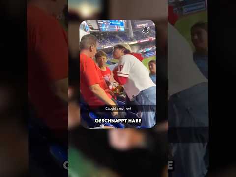 Ultimative Karen im Stadion gefilmt