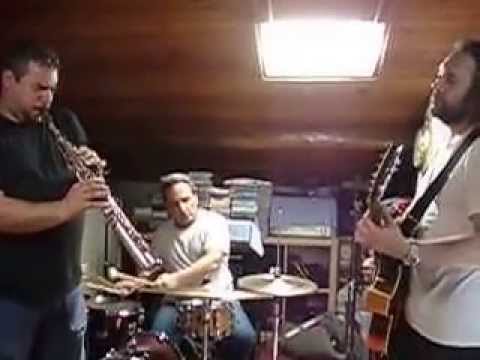 HIKIKOMORI free impro-jazz, experimental, avant-garde, instant composing, rehearsal June 2014 (I)