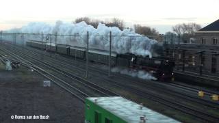 preview picture of video 'SSN 011 075-9 Kertsmarkt Expres te Geldermalsen 6 december 2014'