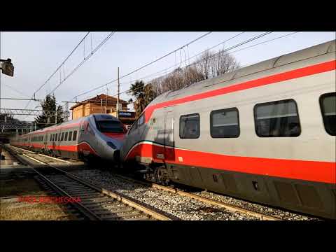 DUE ETR 610 IN TRANSITO VELOCE A CARIMATE. (CO) VEN. 29 - 12 - 2017.