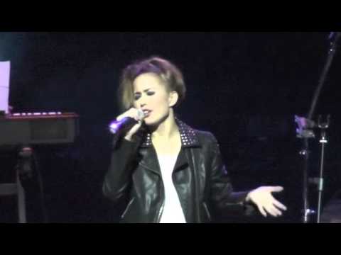 Demetra Malalan & band Shade Fix you (cover)