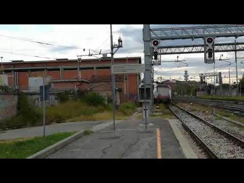 E 402b accompagna E 404 Frecciabianca in O.g.r. Porta Vescovo