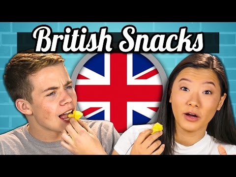 TEENS EAT BRITISH SNACKS! (Jaffa Cakes, Sherbet Fountain, Monster Munch) | Teens Vs. Food