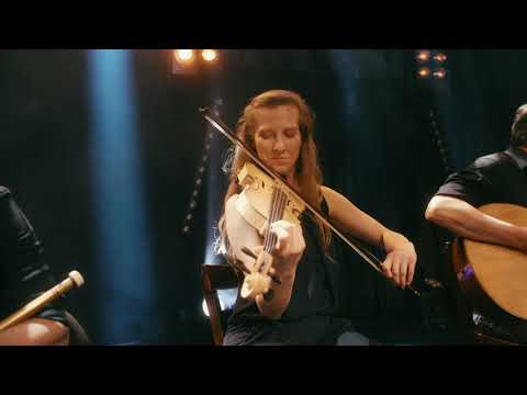 Larún | DARK NEW WORLD