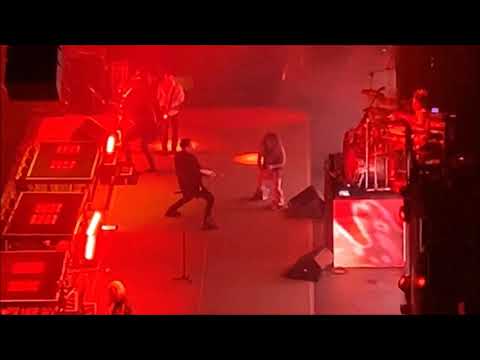 Rob Zombie, Marilyn Manson and Nikki Sixx perform "Helter Skelter" at Ozzfest 2018 on NYE in LA