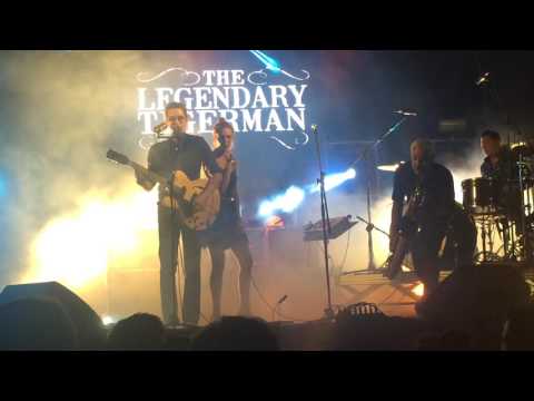 The Legendary Tigerman feat Marta Ren - These Boots Are Made For Walking - Festins 2016