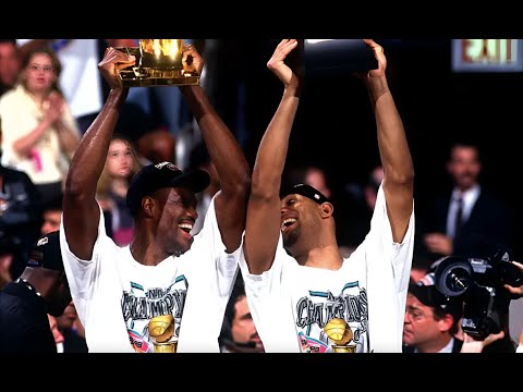 1999 NBA Finals Game 5 San Antonio Spurs at New York Knicks, June 25, 1999, Duncan First Ring