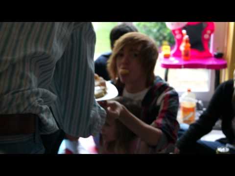 Eating with your hands full