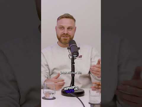 Saad explains what it's like to be friends with extended families! #shorts #deutschrap