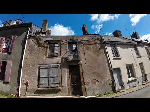 A stroll around Ernee before lunch.  OUR FRENCH LIFE.