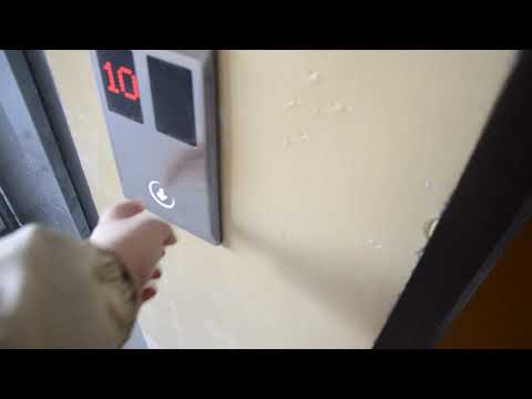 ZUD (mod. Winda-Warszawa) + drugi dźwig w trakcie wymiany @ Broniewskiego 33, Warszawa, Poland