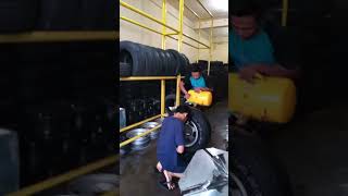 Download lagu Detik Detik Ban Mobil Meledak🚭 mp3 Download lagu Detik Detik Ban Mobil Meledak🚭 mp3