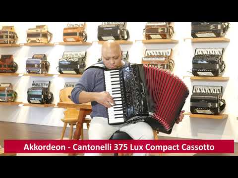 Akkordeon - Cantonelli 375 Lux Compact Cassotto - Olé Guapa und L' Accordeoniste by József Balogh