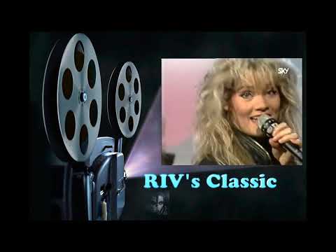 Ankie Bagger in Leather Jacket