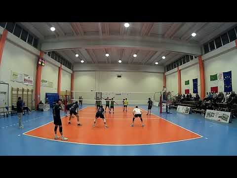Caldarola volley - Nova Volley Rainbow Loreto