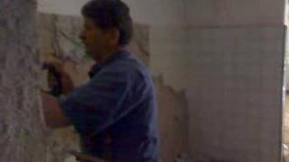 preview picture of video 'Lorenzaga. Volontari per il restauro della latteria'