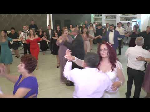 Madalina Meicu  Autentic Tulcea - Femeia  frumoasa - A inceput petrecerea Live Cover 2023