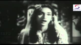 Aasman Wale Teri Duniya Se - Lata, Talat Mahmood - LAILA