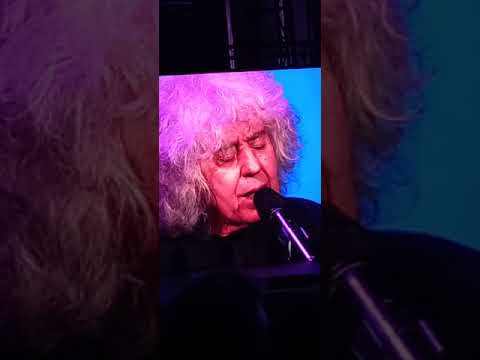 Il re del Mondo | Angelo Branduardi canta Battiato