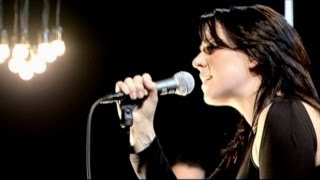 Melanie C - Live at Radio Donna (2003) - 03 Here It Comes Again